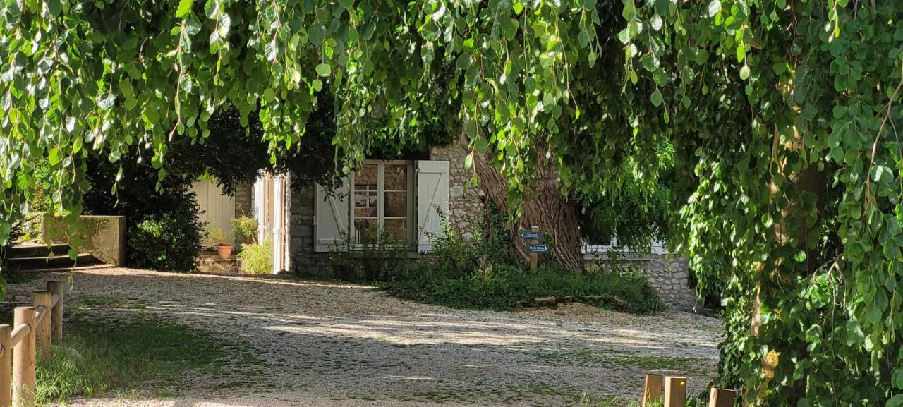 Moulin De Giboudet Chambres D'Hotes Bazainville Exterior photo